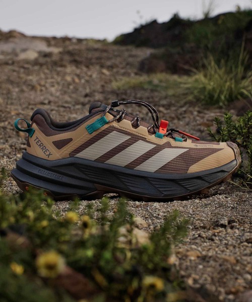 adidas（アディダス）の「テレックス フリーハイカー SL GORE-TEX ハイキング / Terrex Freehiker SL GORE-TEX Hiking / アディダス adidas（スニーカー・メンズ・ブラウン・25.0cm/25.5cm/26.0cm/26.5cm/27.0cm/27.5cm/28.0cm/29.0cm）」の9枚目の写真