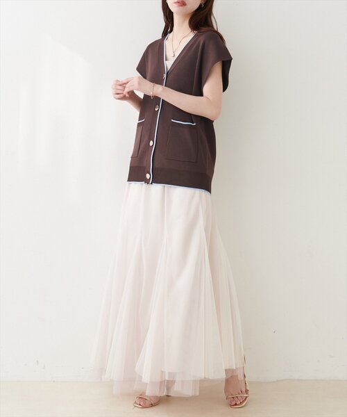 natural couture(ナチュラルクチュール)の「配色ノースリニットカーディガン(カーディガン/ボレロ・レディース・ネイビー/ブラウン/ボルドー/オフホワイト・FREE)」の17枚目の写真