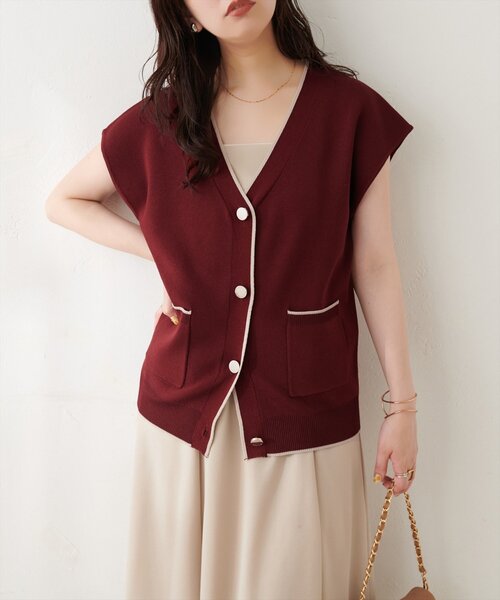 natural couture(ナチュラルクチュール)の「配色ノースリニットカーディガン(カーディガン/ボレロ・レディース・ネイビー/ブラウン/ボルドー/オフホワイト・FREE)」の14枚目の写真