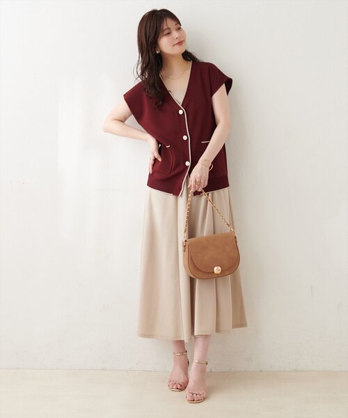 natural couture(ナチュラルクチュール)の「配色ノースリニットカーディガン(カーディガン/ボレロ・レディース・ネイビー/ブラウン/ボルドー/オフホワイト・FREE)」の12枚目の写真