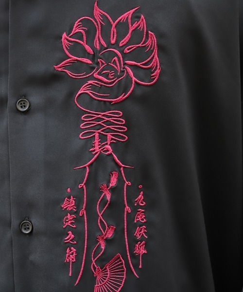 REZEN(リゼン)の「九尾狐刺繍ロングシャツ(シャツ/ブラウス・メンズ・ローズ/アイボリー/レッドパープル・LARGE/MEDIUM)」の14枚目の写真
