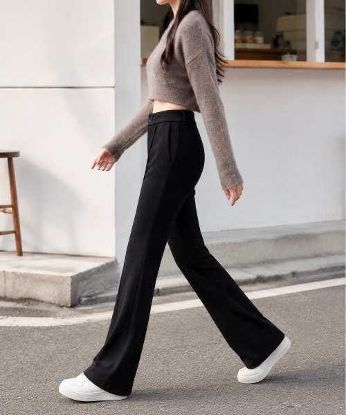 Mku Ekta（ムクエクタ）の「ハイウエストセンタープレススリムフィットフレアパンツ（その他パンツ・レディース・ブラック・XL/L/S）」の6枚目の写真