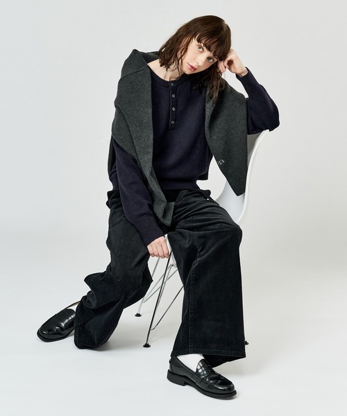 WETTEMPT(ウィテンプト)の「BRUSHED HENLEY NECK KNIT / ブラッシュドヘンリーネックニット(ニット/セーター・メンズ・チャコールグレー/ネイビー/ブラウン・SMALL/MEDIUM/LARGE)」の20枚目の写真