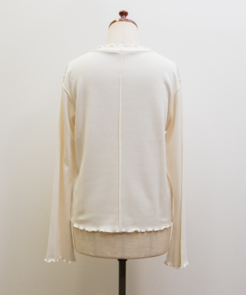 CLETTE(クレット)の「プチハイネックフレアスリーブプルオーバー(Tシャツ/カットソー・レディース・その他/アイボリー/ブラック・3L/4L/LL)」の18枚目の写真