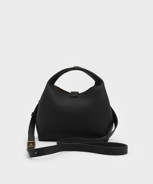 CHARLES & KEITH(チャールズ & キース)の「Chance ミニチャンス ターンロック バケットバッグ(ショルダーバッグ・レディース・チョコ/ピンク系その他3/ブラック・S)」の7枚目の写真