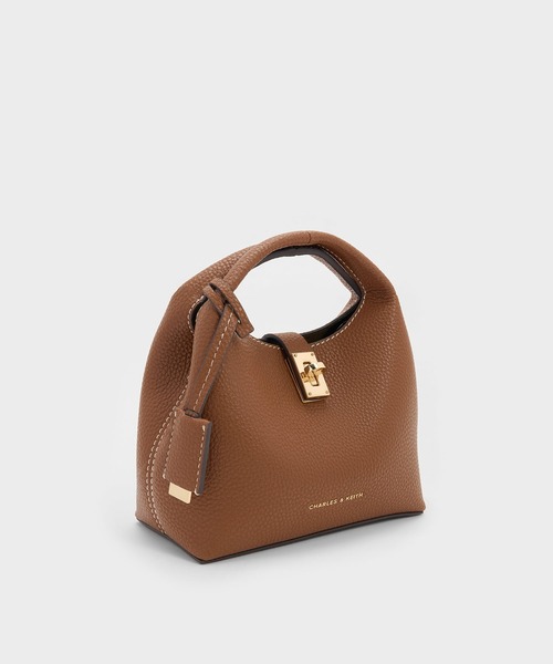 CHARLES & KEITH(チャールズ & キース)の「Chance ミニチャンス ターンロック バケットバッグ(ショルダーバッグ・レディース・チョコ/ピンク系その他3/ブラック・S)」の13枚目の写真