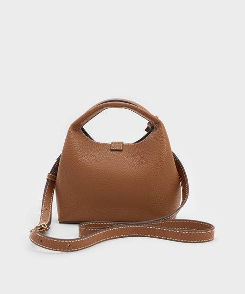 CHARLES & KEITH(チャールズ & キース)の「Chance ミニチャンス ターンロック バケットバッグ(ショルダーバッグ・レディース・チョコ/ピンク系その他3/ブラック・S)」の14枚目の写真