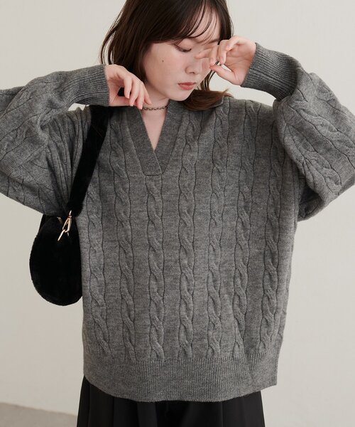 natural couture(ナチュラルクチュール)の「ケーブルニットスキッパー(ニット/セーター・レディース・チャコールグレー/ブラウン/アイボリー/モカ・FREE)」の8枚目の写真
