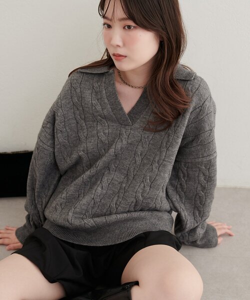 natural couture(ナチュラルクチュール)の「ケーブルニットスキッパー(ニット/セーター・レディース・チャコールグレー/ブラウン/アイボリー/モカ・FREE)」の6枚目の写真