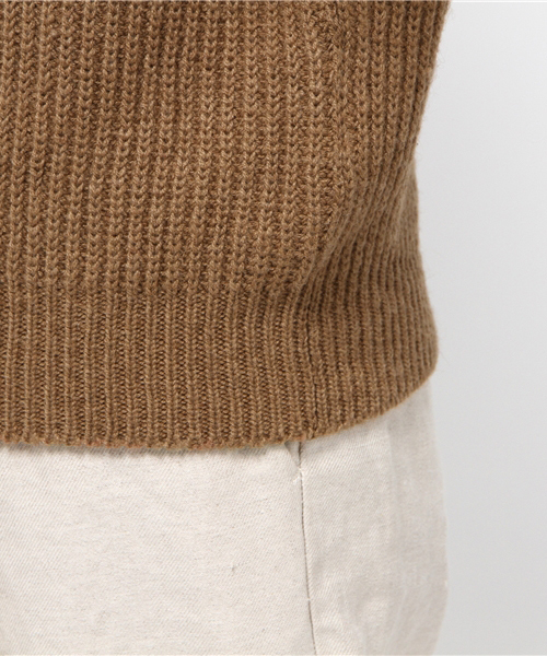 UNITED TOKYO（ユナイテッドトウキョウ）の「リュクスキャメル100ニットプルオーバー（ニット/セーター・レディース・ブラウン/ベージュ・FREE）」の4枚目の写真