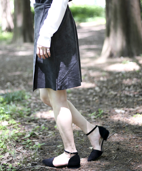 Denime（ドゥニーム）の「フェイクスウェードラップスカート（スカート・レディース・ベージュ/ブラック/カーキ・FREE）」の4枚目の写真