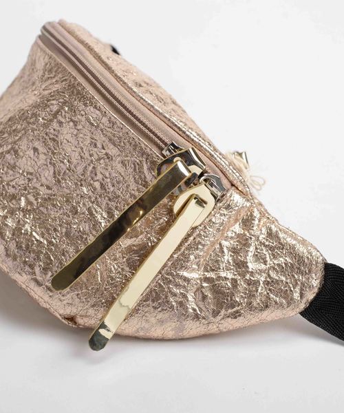 Casselini（キャセリーニ）の「【Casselini】キラキラウエストBAG   172-110527        0（ボディバッグ/ウエストポーチ・レディース・ブラック/シルバー/ゴールド/ピンク・FREE）」の5枚目の写真