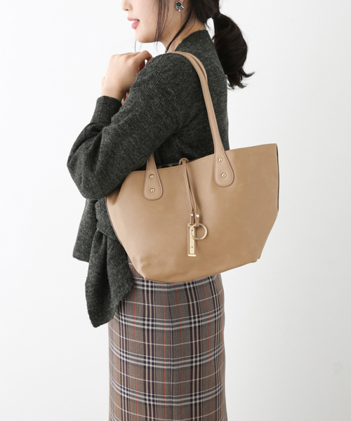 RODE SKO（ロデスコ）の「MACARENA プチリバーシブルトート（トートバッグ・レディース・グレー/ブラック/ベージュ・ONE）」の3枚目の写真