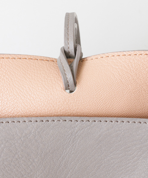 RODE SKO（ロデスコ）の「MACARENA プチリバーシブルトート（トートバッグ・レディース・グレー/ブラック/ベージュ・ONE）」の12枚目の写真