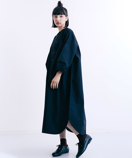 MERLOT（メルロー）の「ダブルボタンパフスリーブシャツワンピース7143（シャツワンピース・レディース・ブラック/カーキ・FREE）」の2枚目の写真