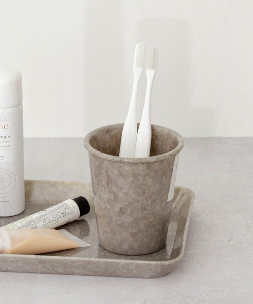 HIGHTIDE（ハイタイド）の「Marbled Melamine Pen stand マーブル メラミン ペンスタンド （ペン立て）（ステーショナリー・レディース・ダークグリーン/ネイビー/グレー/マスタード/ブラック/アイボリー・FREE）」の15枚目の写真