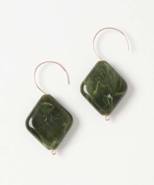 TONE SELECT GOODS(トーンセレクトグッズ)の「【glou】Fake Stone Pierce L(ピアス(両耳用)・レディース・ホワイト/ブラック/グリーン/パープル/イエロー/オレンジ/レッド/ブラウン/グレー/ブルー/ライトグリーン/クリーム・FREE)」の6枚目の写真