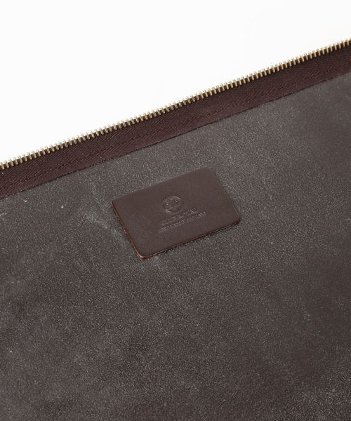 GLENROYAL(グレンロイヤル)の「GLENROYAL / ブライドルレザー クラッチバッグ(クラッチバッグ・メンズ・ネイビー/ブラック/ダークブラウン/カーキ・ONE SIZE)」の12枚目の写真