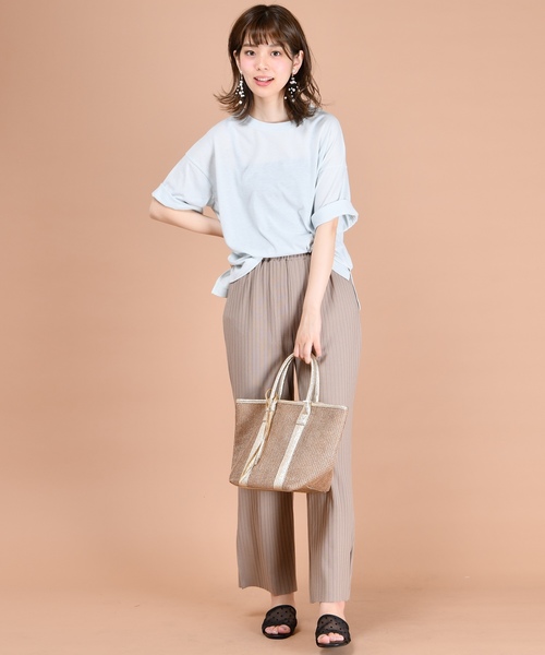 natural couture(ナチュラルクチュール)の「ゆるビックTシャツ(Tシャツ/カットソー・レディース・その他12/ブラウン/ライトベージュ/ミント・FREE)」の11枚目の写真