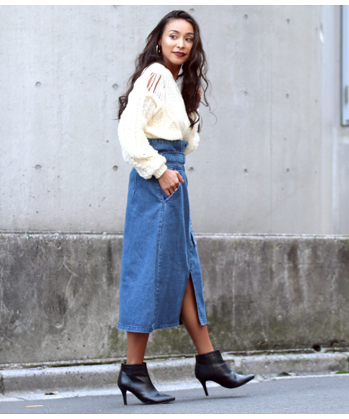 LATINA（ラティーナ）の「リングベルト付き前後センタースリットハイウエストデニムスカート（デニムスカート）」 - WEAR