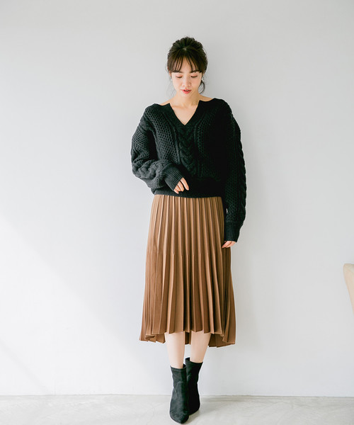 A part by（アパートバイ）の「ブラッシュサテンプリーツスカート　819440（スカート・レディース・ブラウン/イエロー/ブルー・FREE）」の12枚目の写真