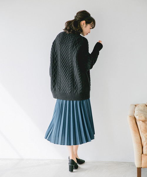 A part by（アパートバイ）の「ブラッシュサテンプリーツスカート　819440（スカート・レディース・ブラウン/イエロー/ブルー・FREE）」の10枚目の写真