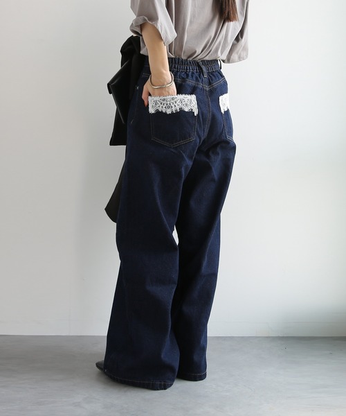 and it_(アンドイット)の「レースポケットワイドデニムパンツ(デニムパンツ・レディース・ライトブルー/ブルー/インディゴブルー/ホワイト・LARGE/X-LARGE/MEDIUM/L~LL/M~L/S~M/M)」の4枚目の写真