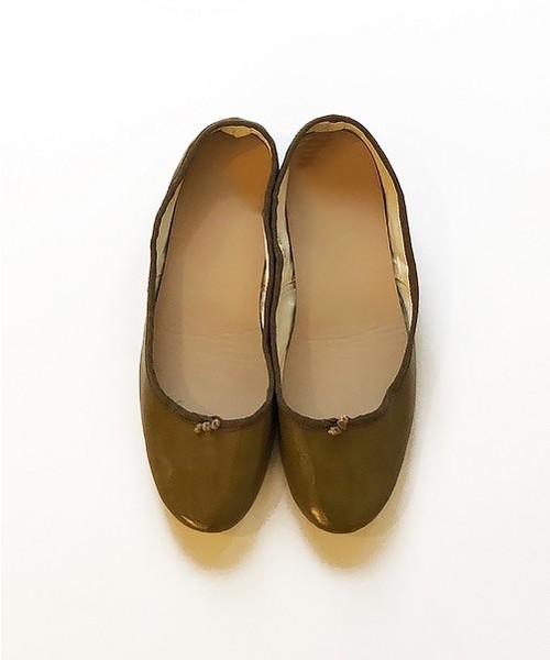 TODAYFUL（トゥデイフル）の「フラットシューズ（バレエシューズ・レディース・ブラック/カーキ/ピンクベージュ/キナリ・36inch/38inch/37inch）」の4枚目の写真