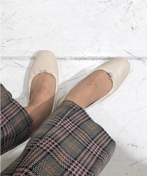 TODAYFUL（トゥデイフル）の「フラットシューズ（バレエシューズ・レディース・ブラック/カーキ/ピンクベージュ/キナリ・36inch/38inch/37inch）」の9枚目の写真