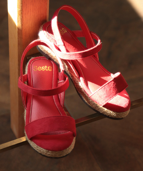 SESTO（セスト）の「【SESTOキッズ】ゴムでフィットする華奢ストラップサンダル（サンダル・キッズ・パープル/イエロー/グレー/ブラック系その他/グリーン/ベージュ/サックスブルー/レッド/ホワイト/ネイビー/グレイッシュベージュ/ゴールド/ブラック/アイボリー/パイソン/ピンク/ミント/レオパード/シルバー/ダークブラウン/チェック/キャメル・21.0cm/19.0cm/18.0cm/17.0cm/20.0cm）」の17枚目の写真