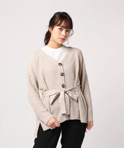 cepo（セポ）の「ウエストマークVネックカーデ（カーディガン/ボレロ・レディース・ベージュ/オフホワイト/ピンク・M）」の2枚目の写真