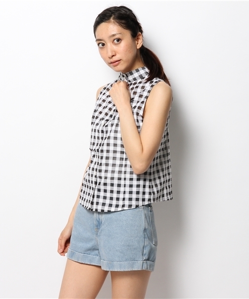 one after another NICE CLAUP（ワンアフターアナザーナイスクラップ）の「【ナイスクラップ】ギンガムノースリブラウス（シャツ/ブラウス・レディース・レッド/ブラック・FREE）」の12枚目の写真