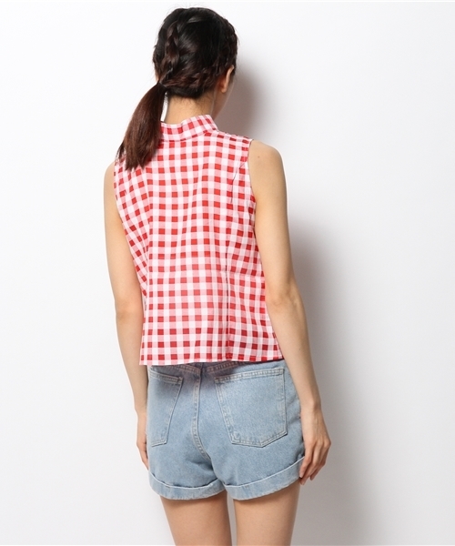 one after another NICE CLAUP（ワンアフターアナザーナイスクラップ）の「【ナイスクラップ】ギンガムノースリブラウス（シャツ/ブラウス・レディース・レッド/ブラック・FREE）」の9枚目の写真