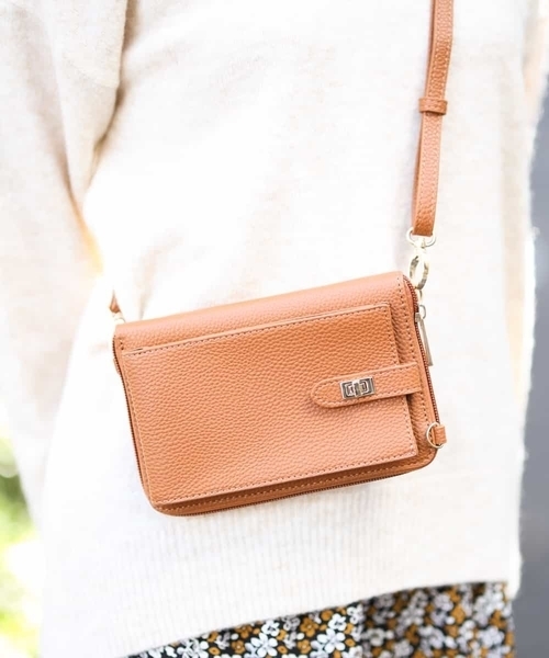 A V V アーヴェヴェ の スマホお財布ミニショルダー ショルダーバッグ Wear A V V アーヴェヴェ の スマホお財布ミニショルダー ショルダーバッグ Wear