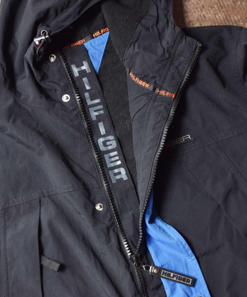 TOMMY HILFIGER（トミーヒルフィガー）の「【ヴィンテージ古着】90's TOMMY HILFIGER/トミーヒルフィガー ナイロンジャケット（ナイロンジャケット・メンズ・ブラック・MEDIUM）」の6枚目の写真