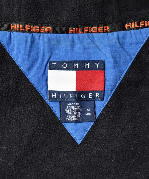TOMMY HILFIGER（トミーヒルフィガー）の「【ヴィンテージ古着】90's TOMMY HILFIGER/トミーヒルフィガー ナイロンジャケット（ナイロンジャケット・メンズ・ブラック・MEDIUM）」の7枚目の写真