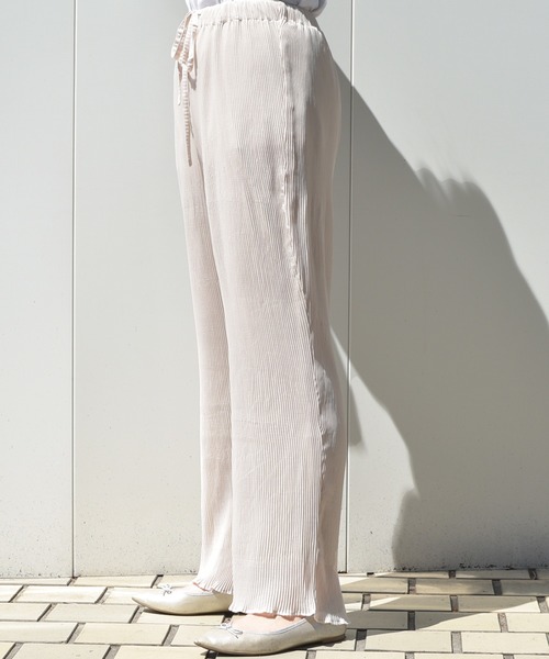 Ambre Neige（アンブルネージュ）の「プリーツパンツ／イージーパンツ／ウエストゴム／【WEB/EC限定商品】（その他パンツ・レディース・ベージュ/パープル/ブルー・FREE）」の18枚目の写真