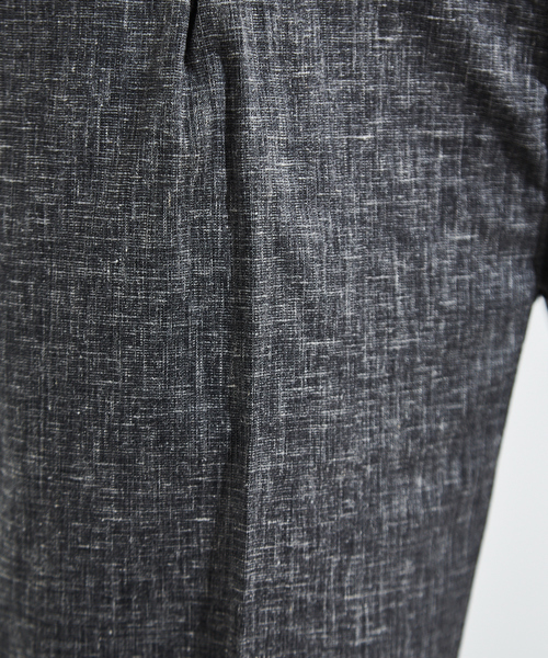 lideal（リデアル）の「【別注/Lideal】 PETAL 1プリーツ リネンソロテックパンツ（スラックス・メンズ・ブラック/グレー・31/28/30/32/29）」の18枚目の写真