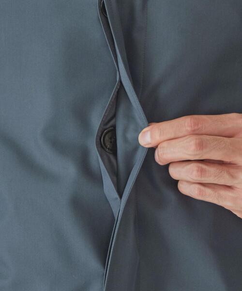 green label relaxing（グリーンレーベルリラクシング）の「CSM TC ツイル ハッスイ ルーズ ステンカラー コート ＜ 機能性生地 / 撥水 ＞（ステンカラーコート・メンズ・ダークグリーン/その他1/ベージュ・XL/M/S/L）」の14枚目の写真