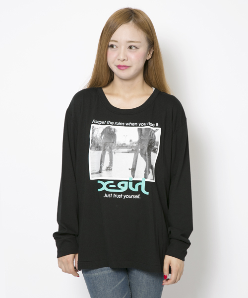 X-girl（エックスガール）の「TRUST L/S BIG TEE（Tシャツ/カットソー・レディース・ホワイト/ブラック・1/2）」の2枚目の写真