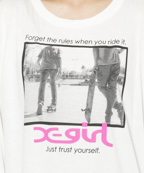 X-girl（エックスガール）の「TRUST L/S BIG TEE（Tシャツ/カットソー・レディース・ホワイト/ブラック・1/2）」の3枚目の写真