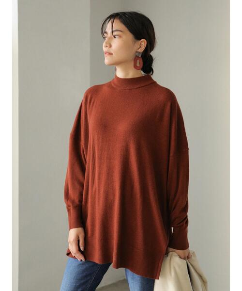 AMERICAN HOLIC（アメリカンホリック）の「モックネックゆるニットチュニック　＊（ニット/セーター・レディース・チャコールグレー/ベージュ/ブルー/アイボリー/テラコッタ・FREE）」の14枚目の写真