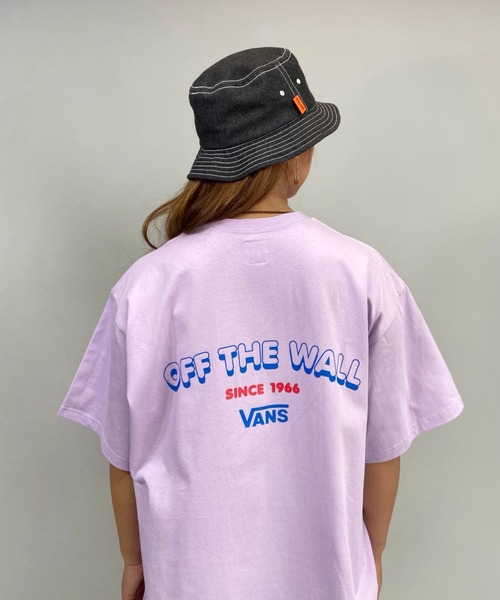 VANS(バンズ)の「VANS/バンズ ビッグシルエット バックプリントTシャツ 121R3010200(Tシャツ/カットソー・レディース・ホワイト/ブラック/パープル・S/M)」の3枚目の写真