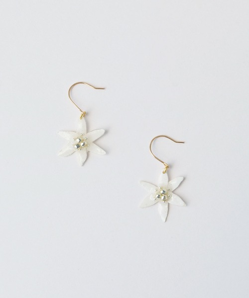 tone(トーン)の「【PAPER ART WORKS】glitter flower(ピアス(両耳用)・レディース・シルバー・FREE)」の7枚目の写真