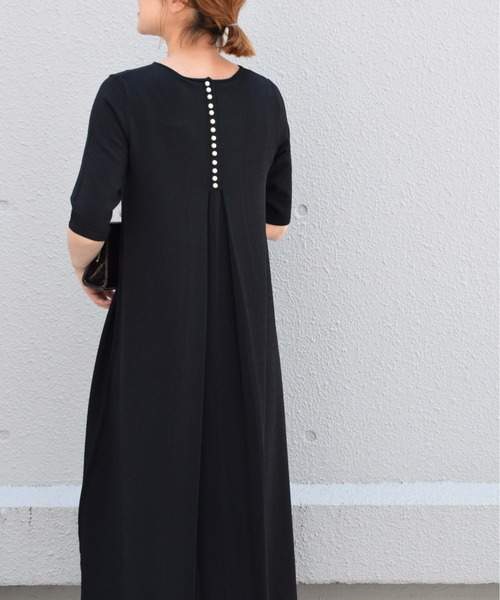 【一部予約販売中】 PICCIN（ピッチン）の「バックパールボタンニットワンピース ワンピース