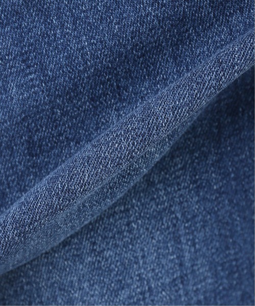 SLOBE IENA（スローブイエナ）の「LE DENIM フレアーデニムオーバーオール【洗濯機使用可能】◆（サロペット/オーバーオール・レディース・サックスブルー/ブルー・40/38/36）」の5枚目の写真