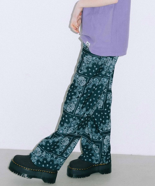 X-girl（エックスガール）の「MULTI PATTERN EASY STRAIGHT PANTS（その他パンツ・レディース・ホワイト/ブラック/オレンジ/ブルー/マルチ・S/M/XS）」の7枚目の写真