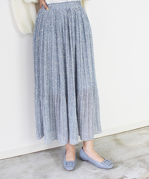 MODE ROBE(モードローブ)の「小花柄シフォンプリーツスカート(スカート・レディース・ブラック/ミント/ブルー・FREE)」の10枚目の写真