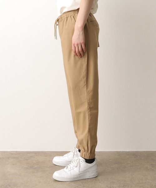 JUNRED（ジュンレッド）の「スーパーストレッチクリーンジョガーパンツ（チノパンツ・メンズ・ベージュ/ネイビー/ブラック・LL/L/M）」の15枚目の写真