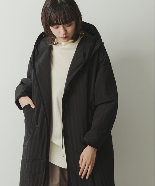 kha:ki（カーキ）の「「KHA:KI / カーキ」リバーシブルストライプキルティングコート（ミリタリージャケット・レディース・カーキ/アイボリー/ブラック・1/2）」の8枚目の写真